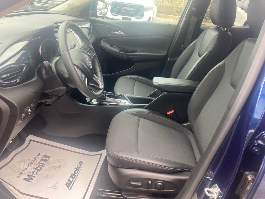 Certified 2023 Buick Encore GX Select w/ Safety Package II FWD image 16