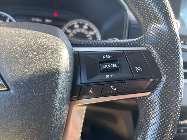 Used 2022 Mitsubishi Outlander ES image 16