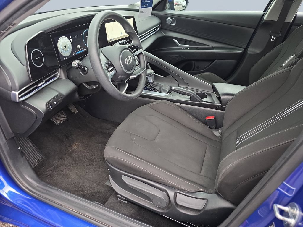 Certified 2024 Hyundai Elantra SEL FWD image 10