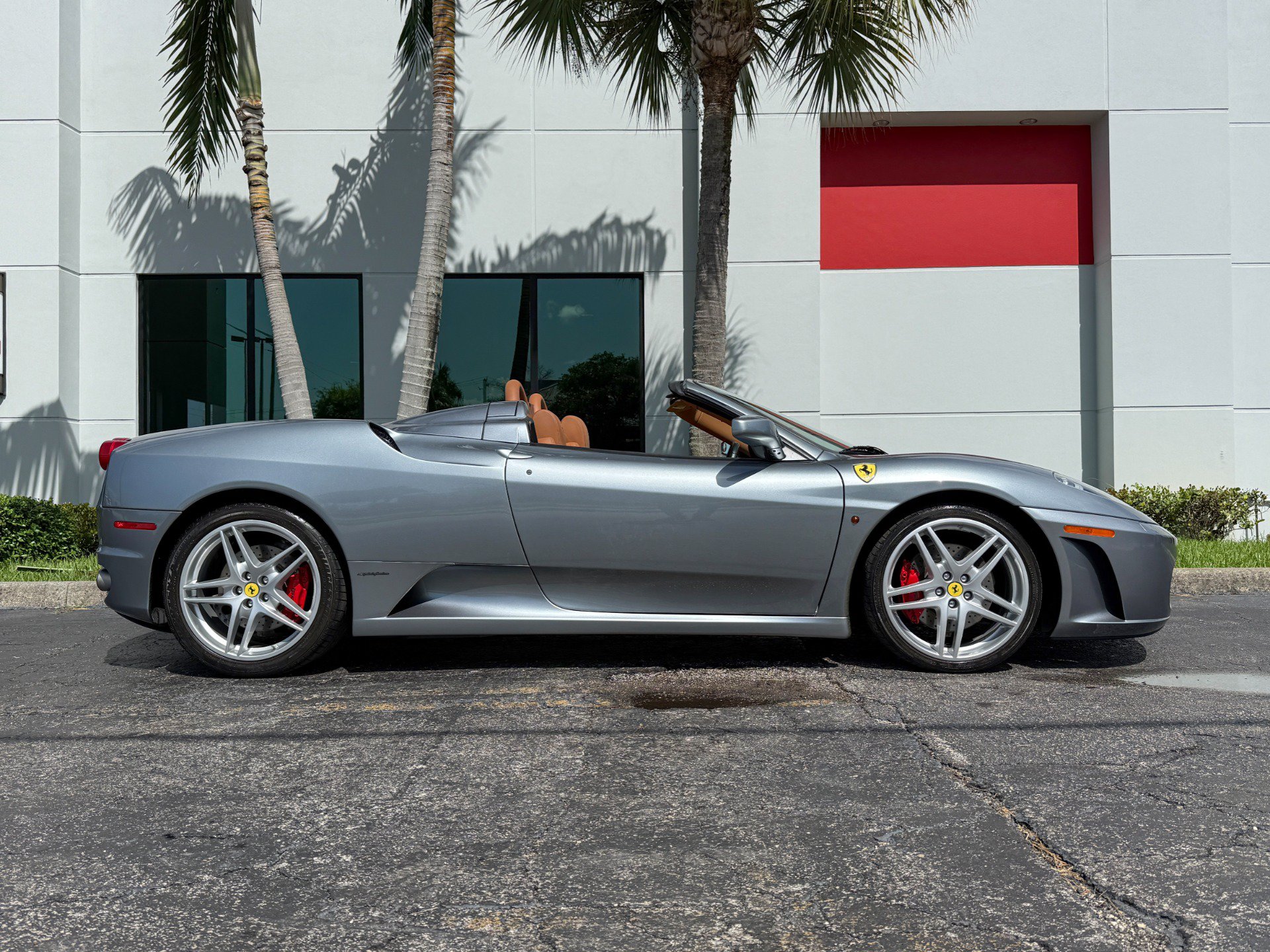 Used 2006 Ferrari F430 Spider RWD image 2