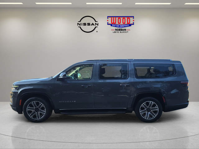 Used 2024 Jeep Wagoneer L Series II w/ Flexible Seating Group AWD/4WD image 5