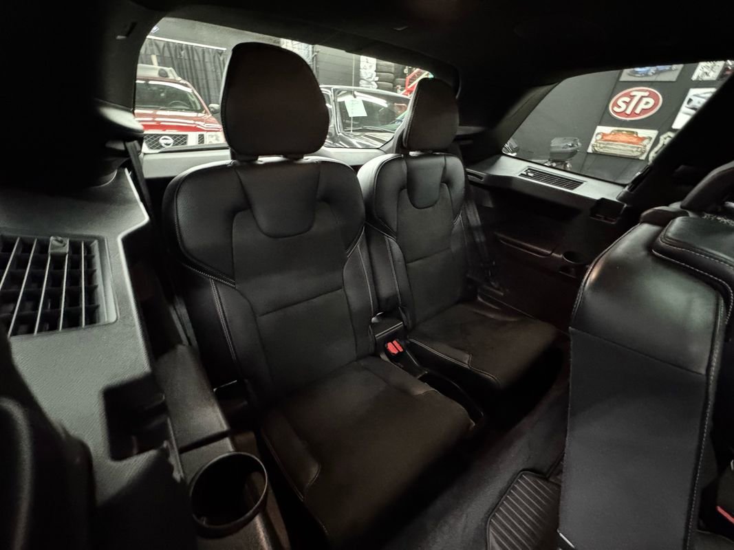 Used 2019 Volvo XC90 T6 R-Design w/ Advanced Package image 21