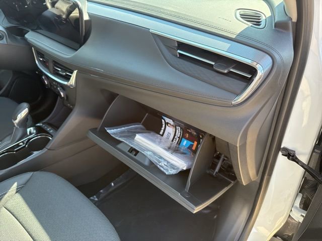 Used 2025 Buick Encore GX Preferred image 53