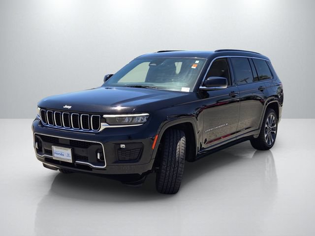 Used 2024 Jeep Grand Cherokee L Overland w/ Trailer Tow Package AWD/4WD image 8