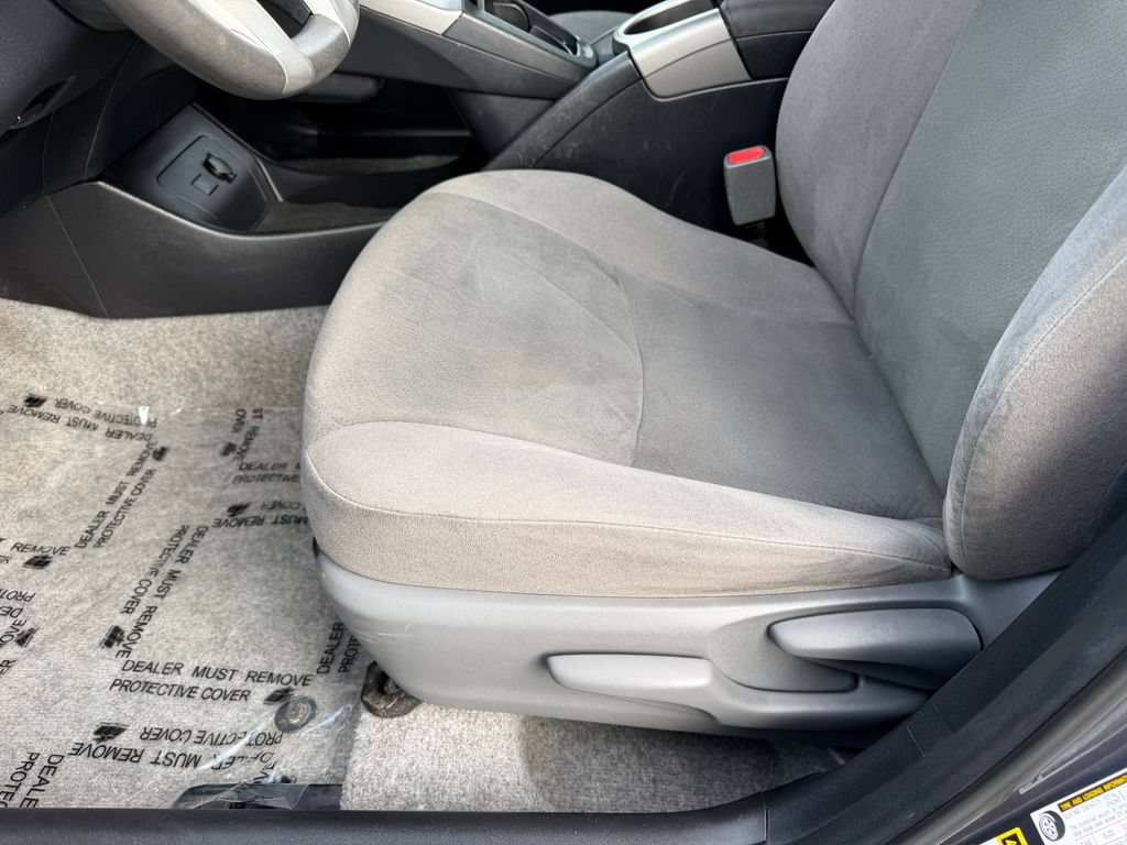 Used 2015 Toyota Prius Two FWD image 15