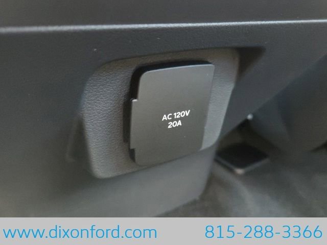 New 2026 Ford F250 Lariat w/ Black Appearance Package image 39