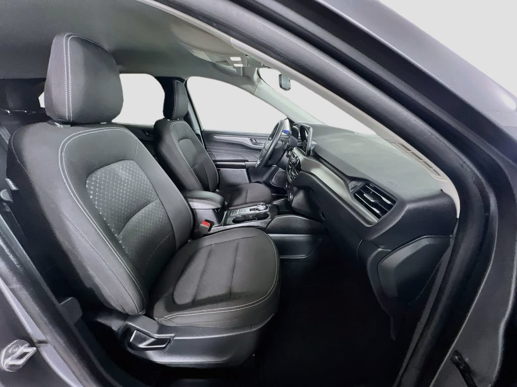 Certified 2025 Ford Escape Active AWD/4WD image 26