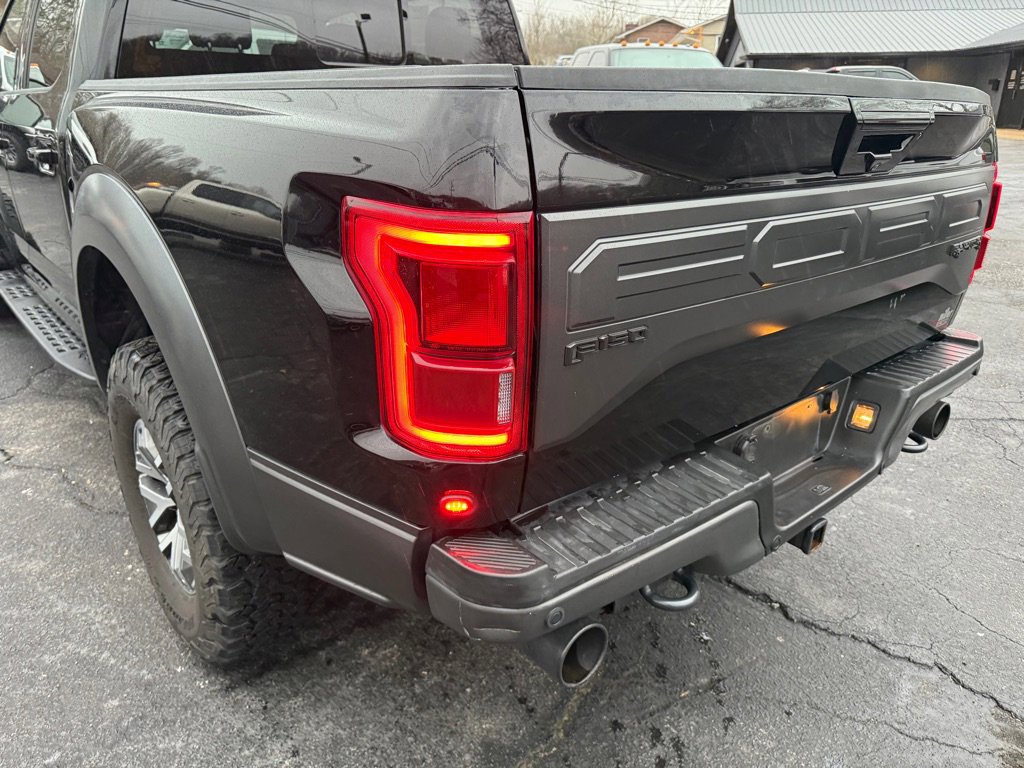 Used 2018 Ford F150 Raptor w/ Equipment Group 802A Luxury AWD/4WD image 35
