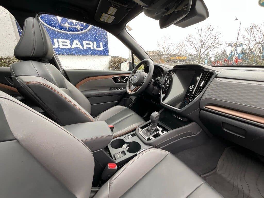 Used 2025 Subaru Forester Sport image 19