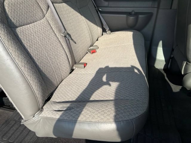 Used 2025 Chevrolet Express 3500 LT w/ LT Preferred Equipment Group RWD image 17