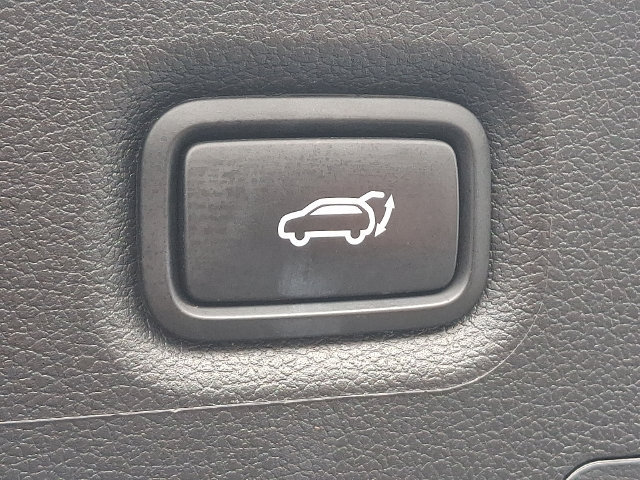Certified 2023 Hyundai Santa Fe SEL Premium AWD/4WD image 28