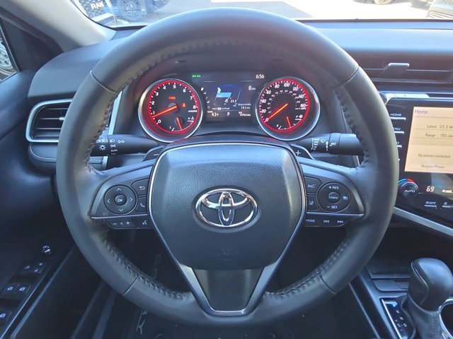Used 2020 Toyota Camry XSE image 29