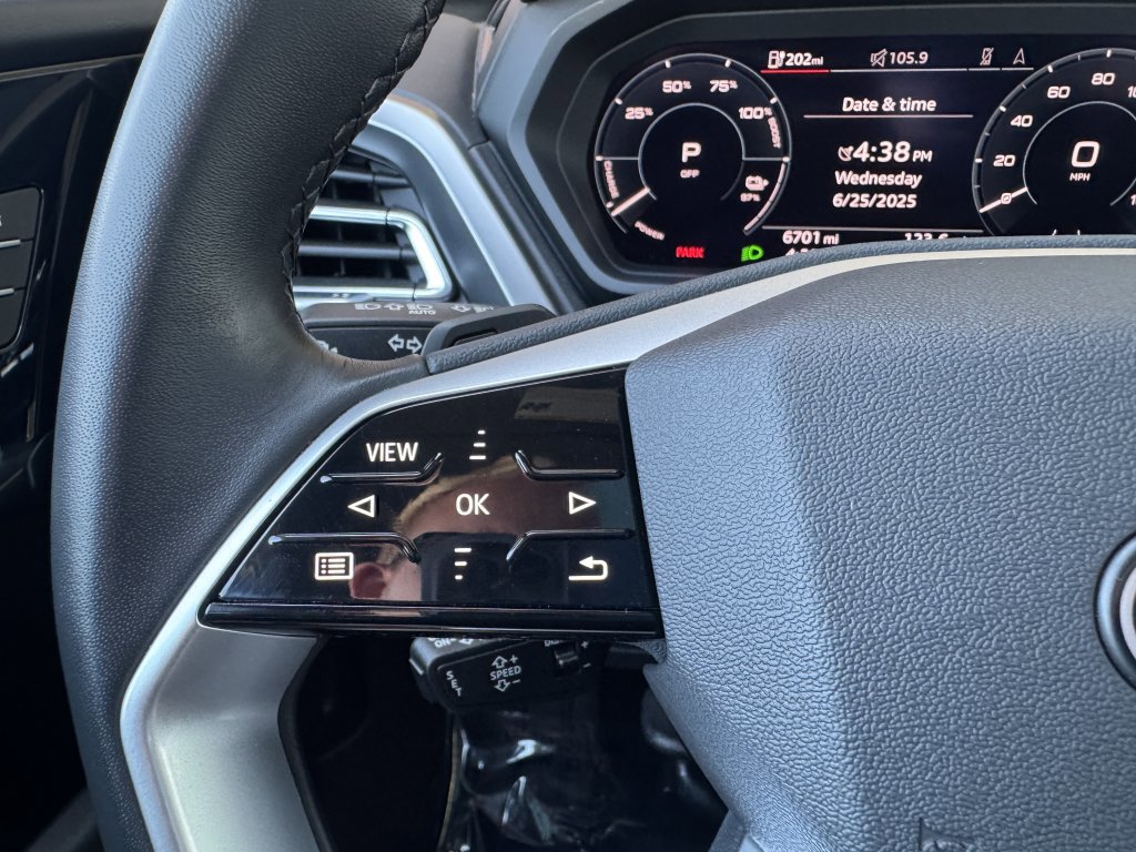 Used 2022 Audi Q4 e-tron Premium Plus w/ Premium Plus image 33