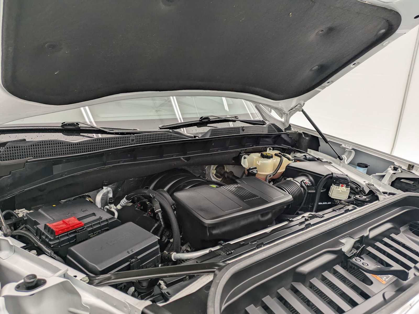 Used 2019 GMC Sierra 1500 SLT w/ SLT Convenience Package AWD/4WD image 17