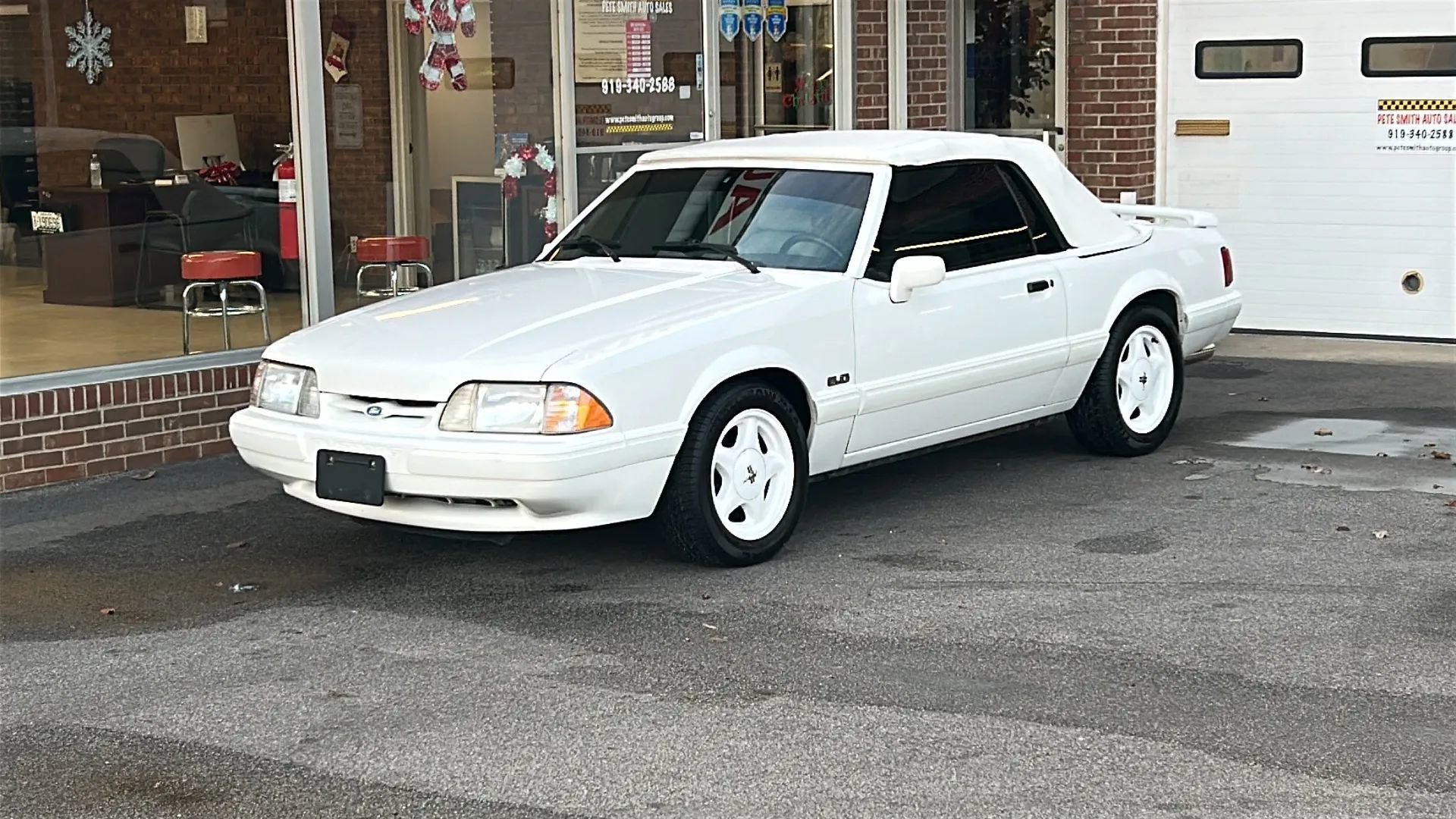 Used 1993 Ford Mustang LX RWD image 7