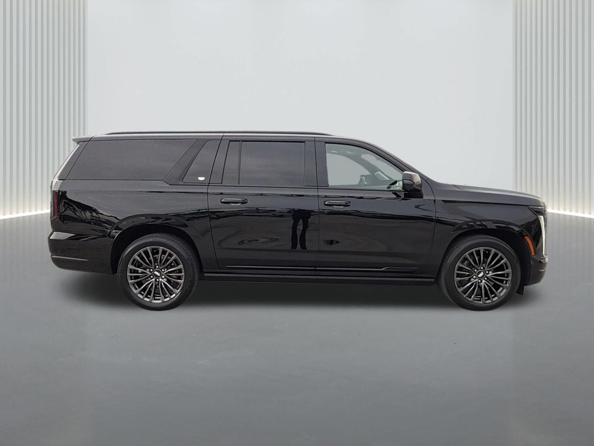 Certified 2025 Cadillac Escalade ESV Sport Platinum AWD/4WD image 7