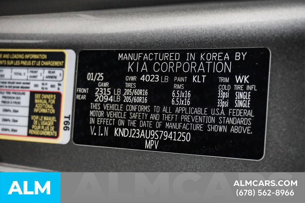 Used 2025 Kia Soul LX FWD image 55