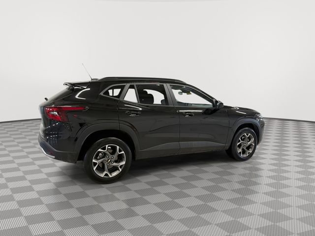 Certified 2025 Chevrolet Trax LT w/ LT Convenience Package image 11