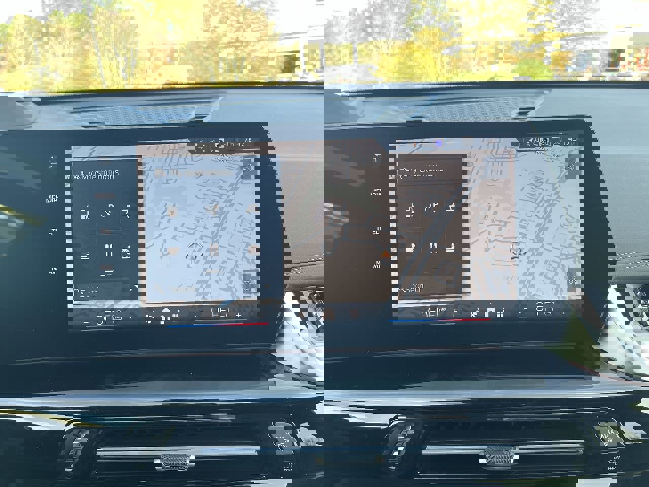 Used 2025 BMW X1 xDrive28i w/ Technology Package image 26