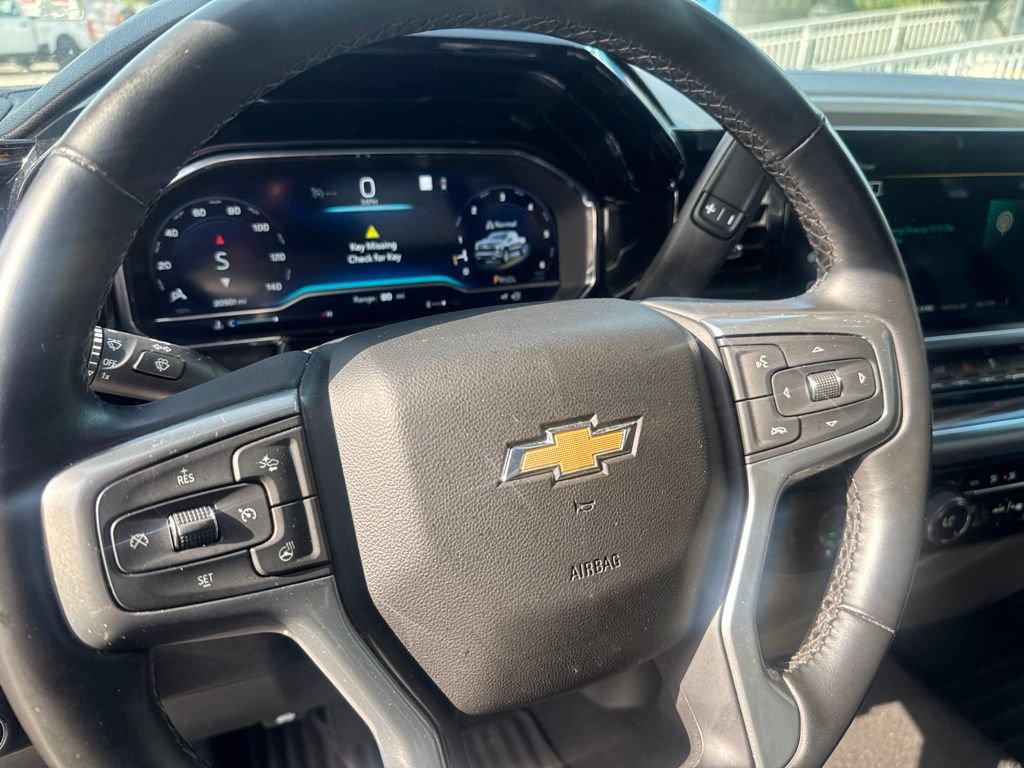 Used 2023 Chevrolet Silverado 1500 LT RWD image 19