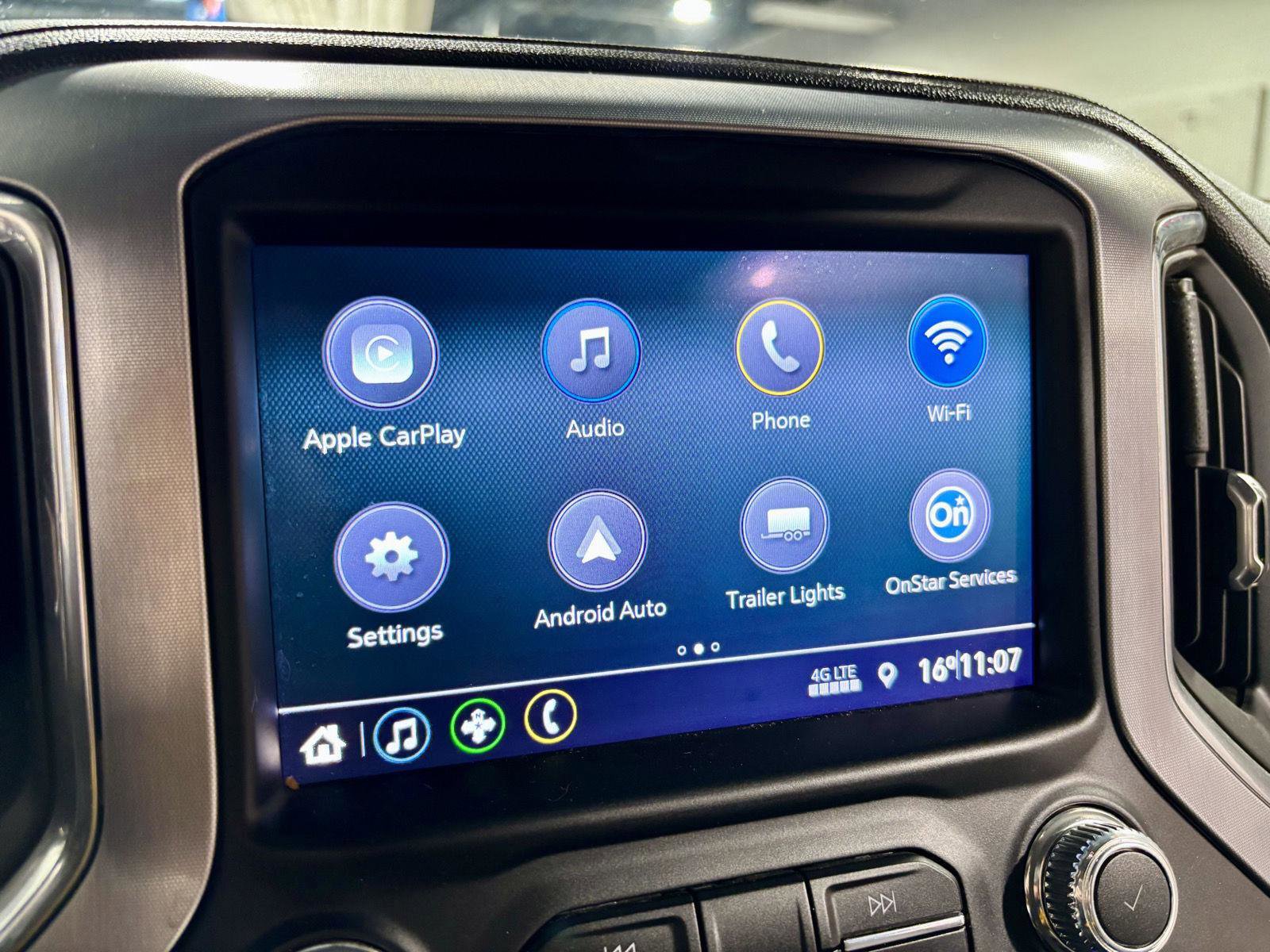 Used 2023 GMC Sierra 2500 SLE w/ SLE Convenience Package image 14