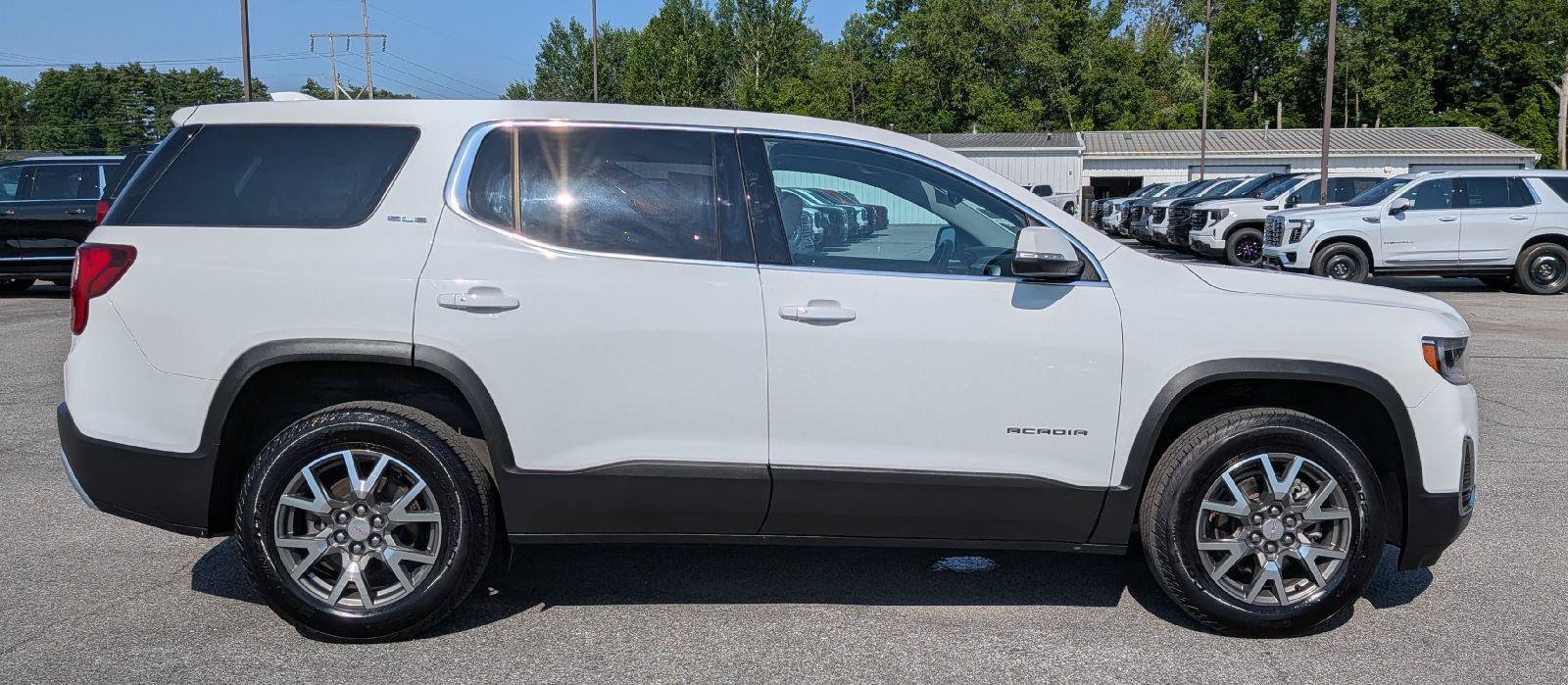 Used 2022 GMC Acadia SLE AWD/4WD image 5