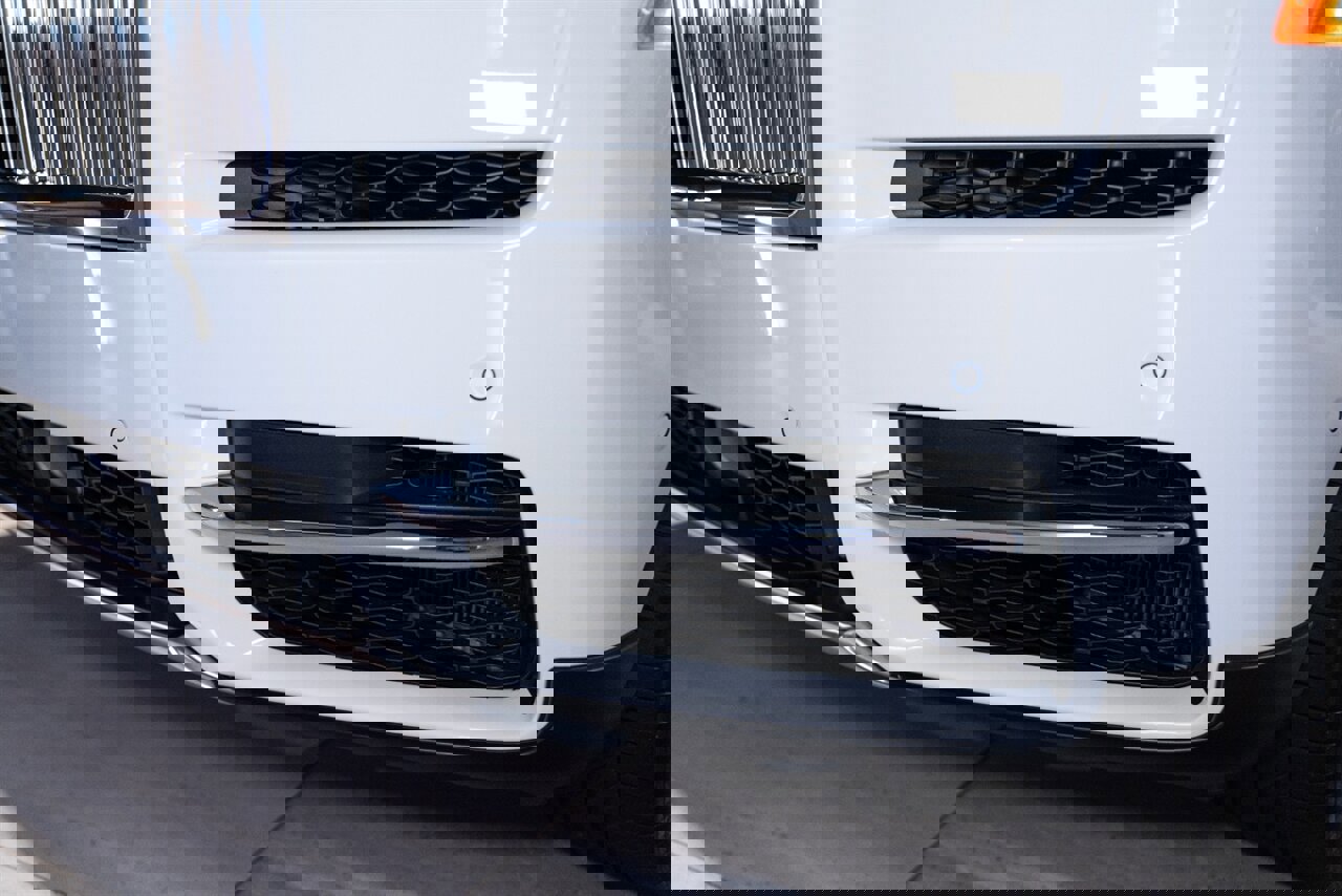 Used 2023 Rolls-Royce Cullinan image 31