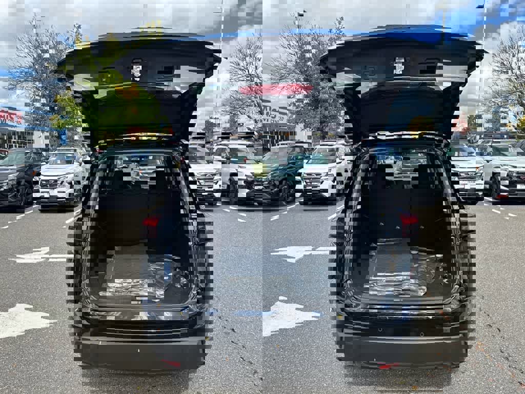 New 2026 Nissan Rogue SV image 6