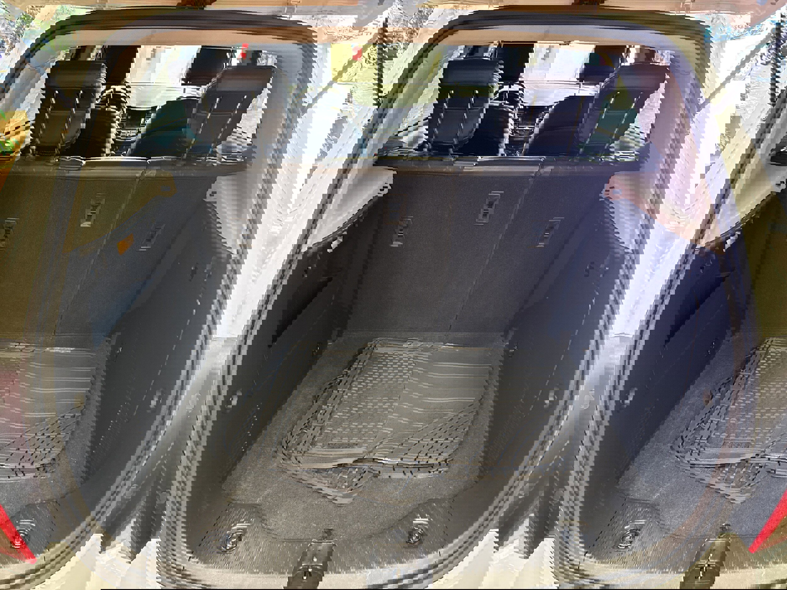 Used 2018 Chevrolet Trax LT w/ LT Convenience Package FWD image 31