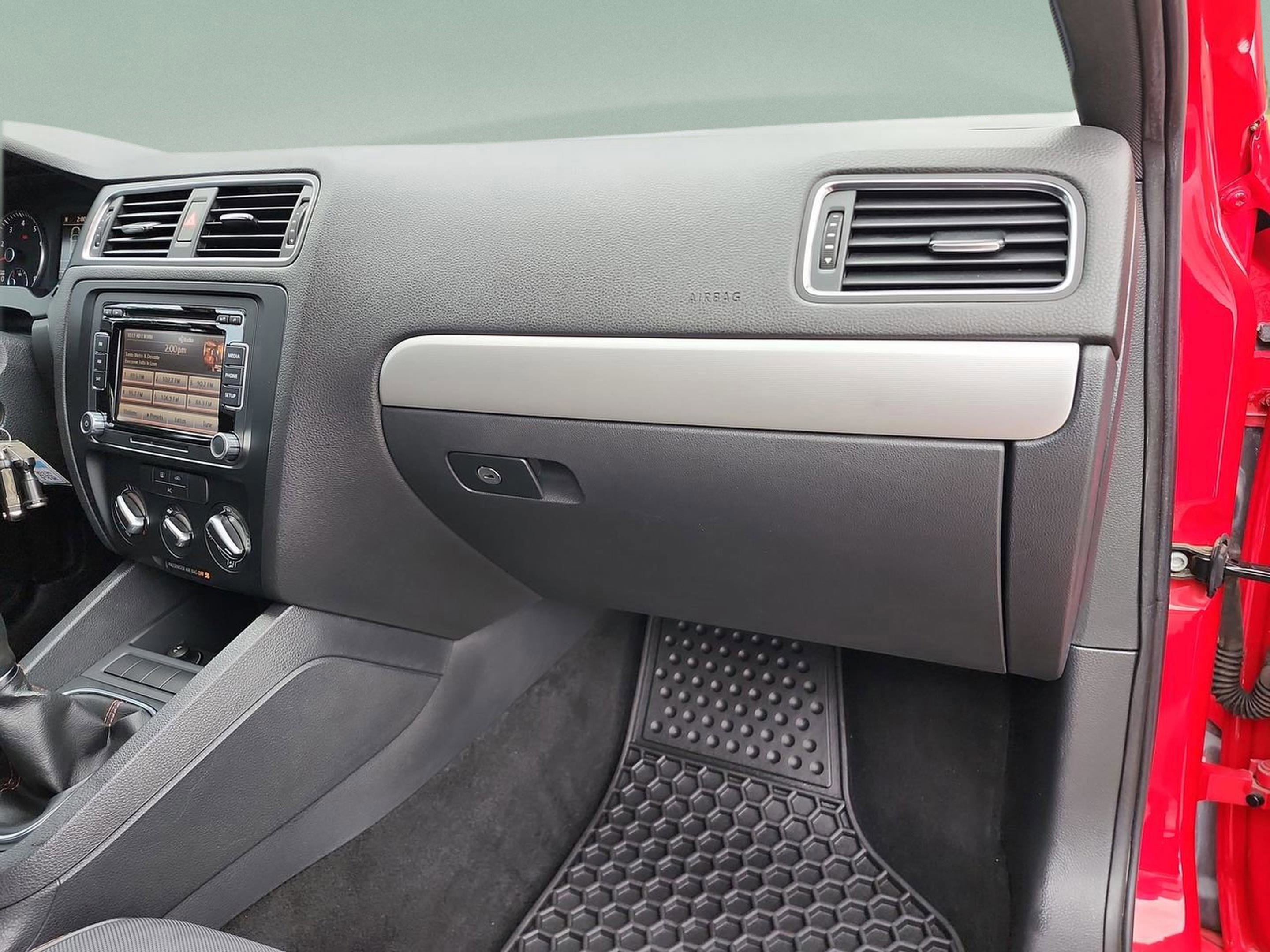 Used 2012 Volkswagen Jetta GLI image 20