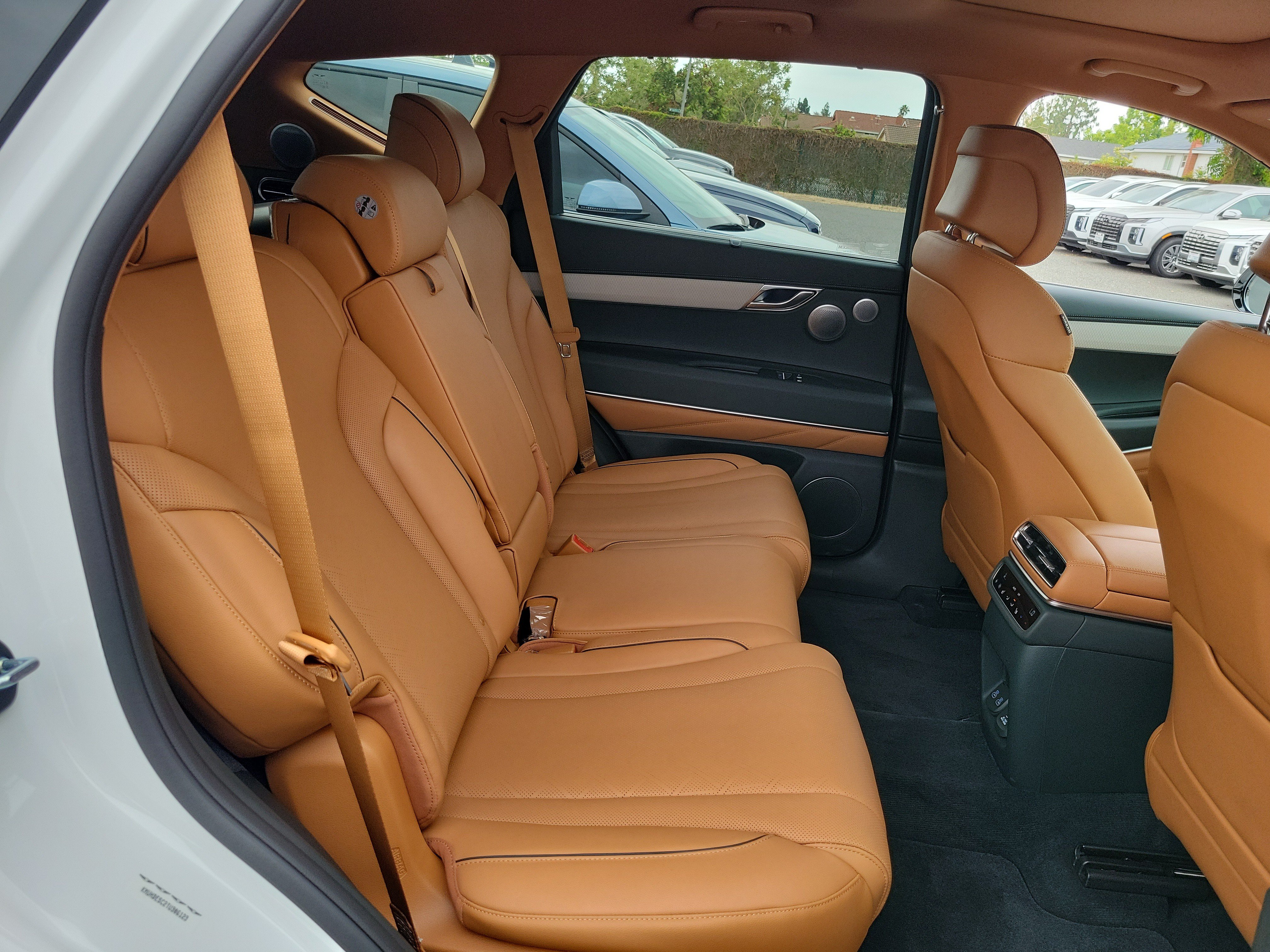 Certified 2026 Genesis GV80 3.5T Advanced AWD/4WD image 21