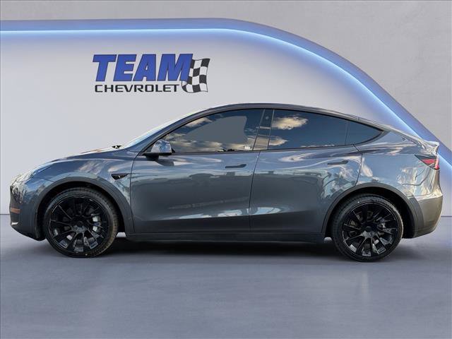 Used 2023 Tesla Model Y Long Range AWD/4WD image 2