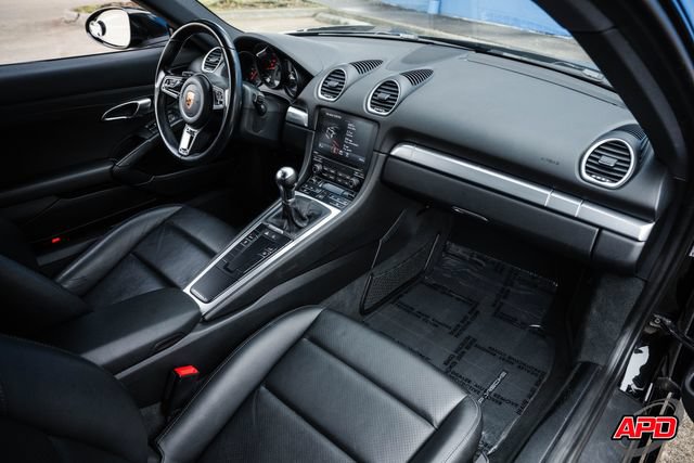 Used 2018 Porsche 718 Cayman RWD image 21