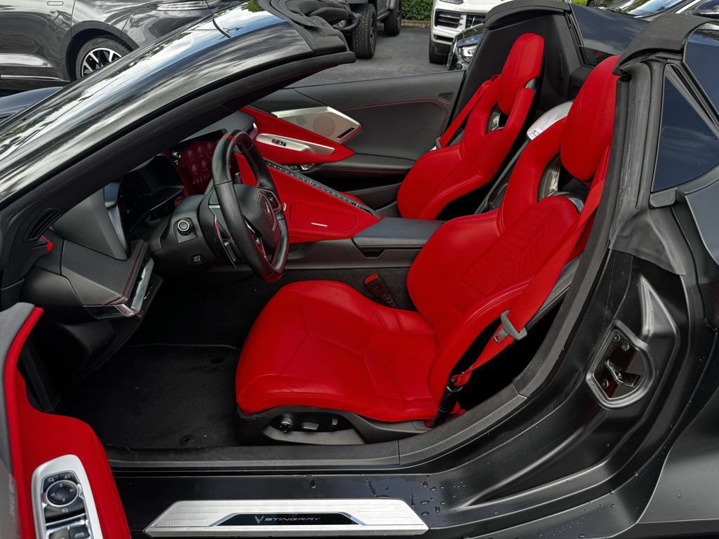 Used 2021 Chevrolet Corvette Stingray Preferred Conv w/ 2LT RWD image 8