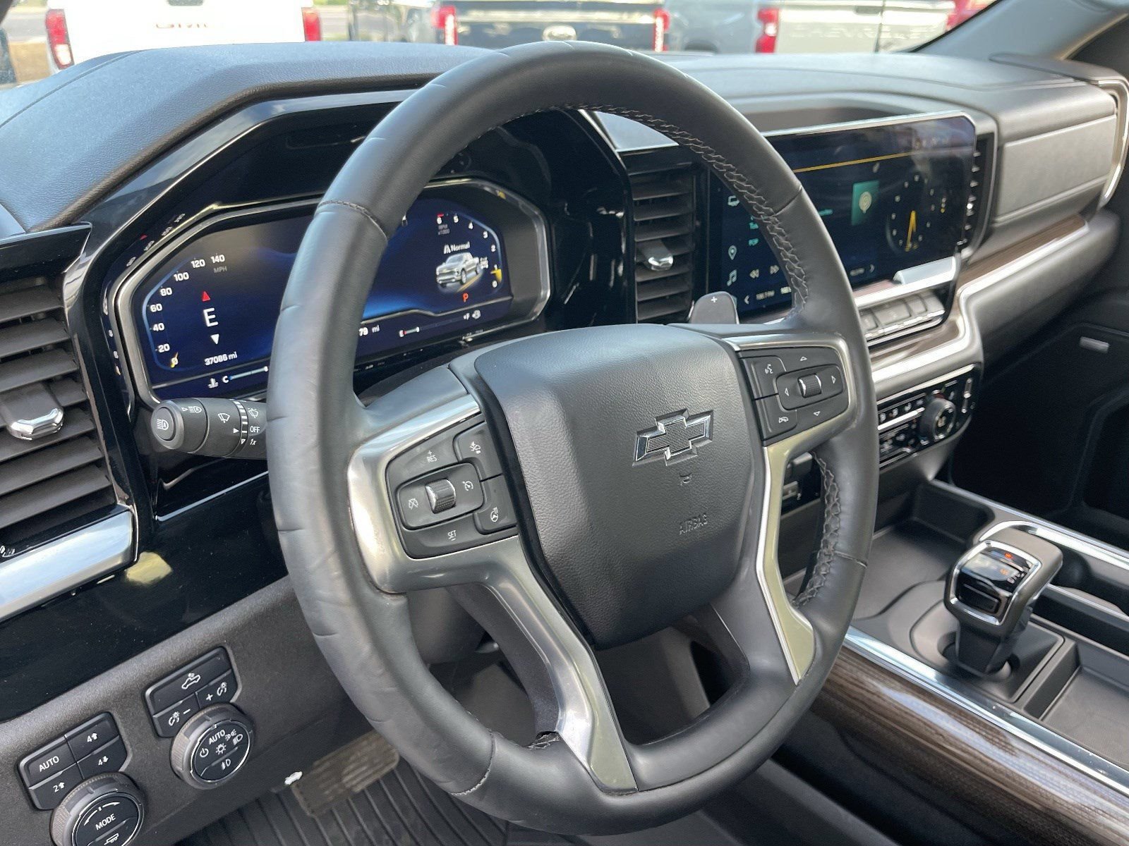 Certified 2024 Chevrolet Silverado 1500 RST w/ Convenience Package II AWD/4WD image 23