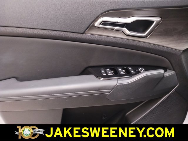 Used 2025 Kia Sportage X-Line w/ Premium Package image 28