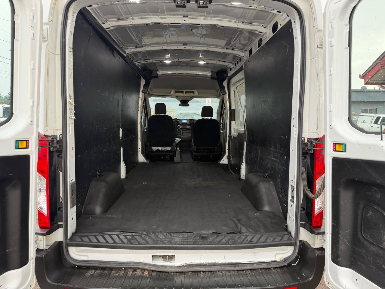 Used 2020 Ford Transit 250 Medium Roof AWD w/ Interior Upgrade Package image 24