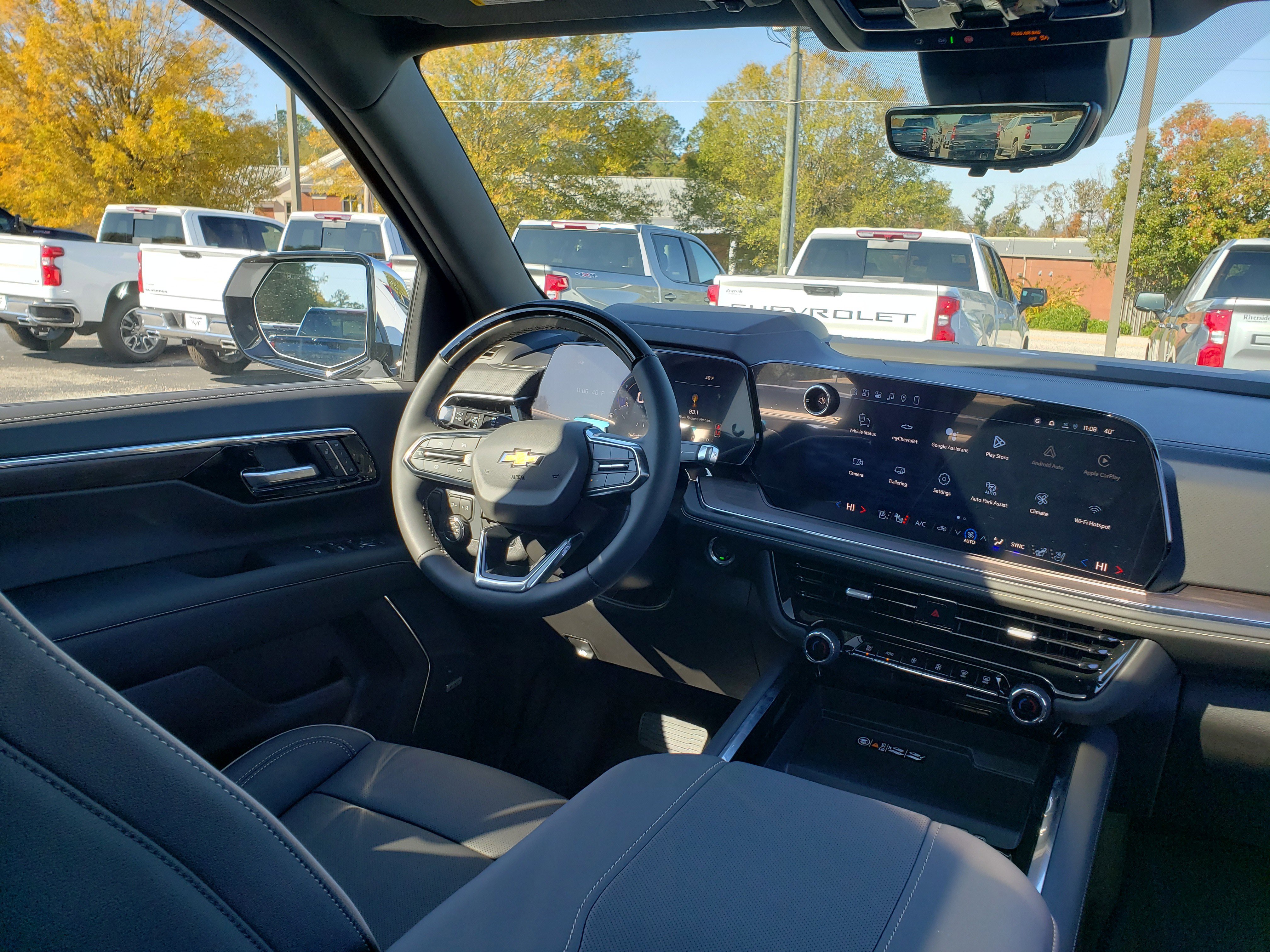 New 2026 Chevrolet Suburban Premier image 37