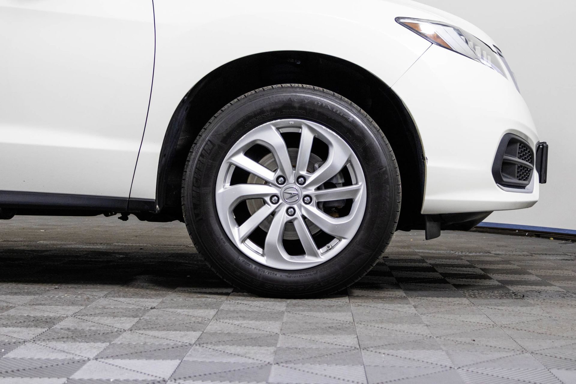 Used 2018 Acura RDX w/ Technology Package image 45