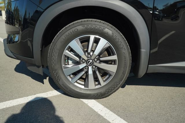 Used 2023 Nissan Pathfinder SL image 11