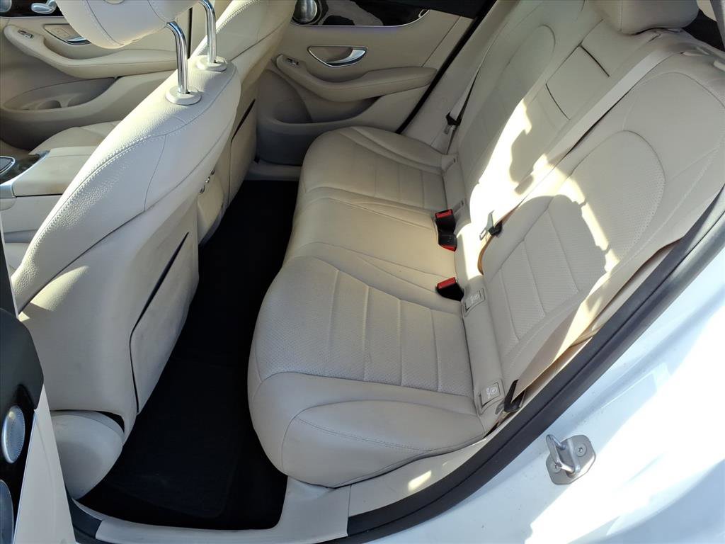 Used 2020 Mercedes-Benz GLC 300 4MATIC image 6