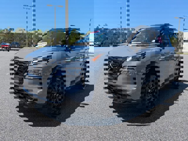 Certified 2023 Nissan Rogue SV w/ SV Premium B Package image 8