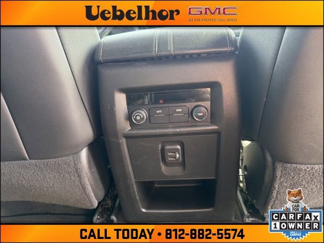 Used 2023 Chevrolet Traverse LT image 7