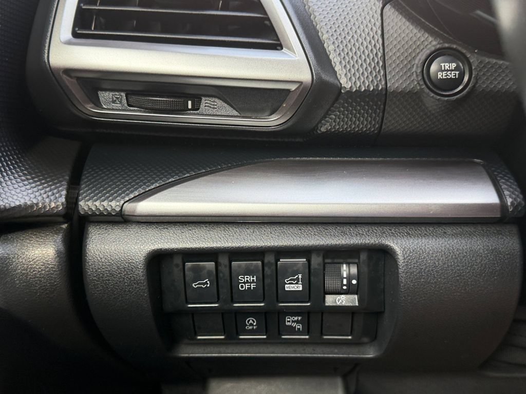 Used 2023 Subaru Forester Premium AWD/4WD image 22
