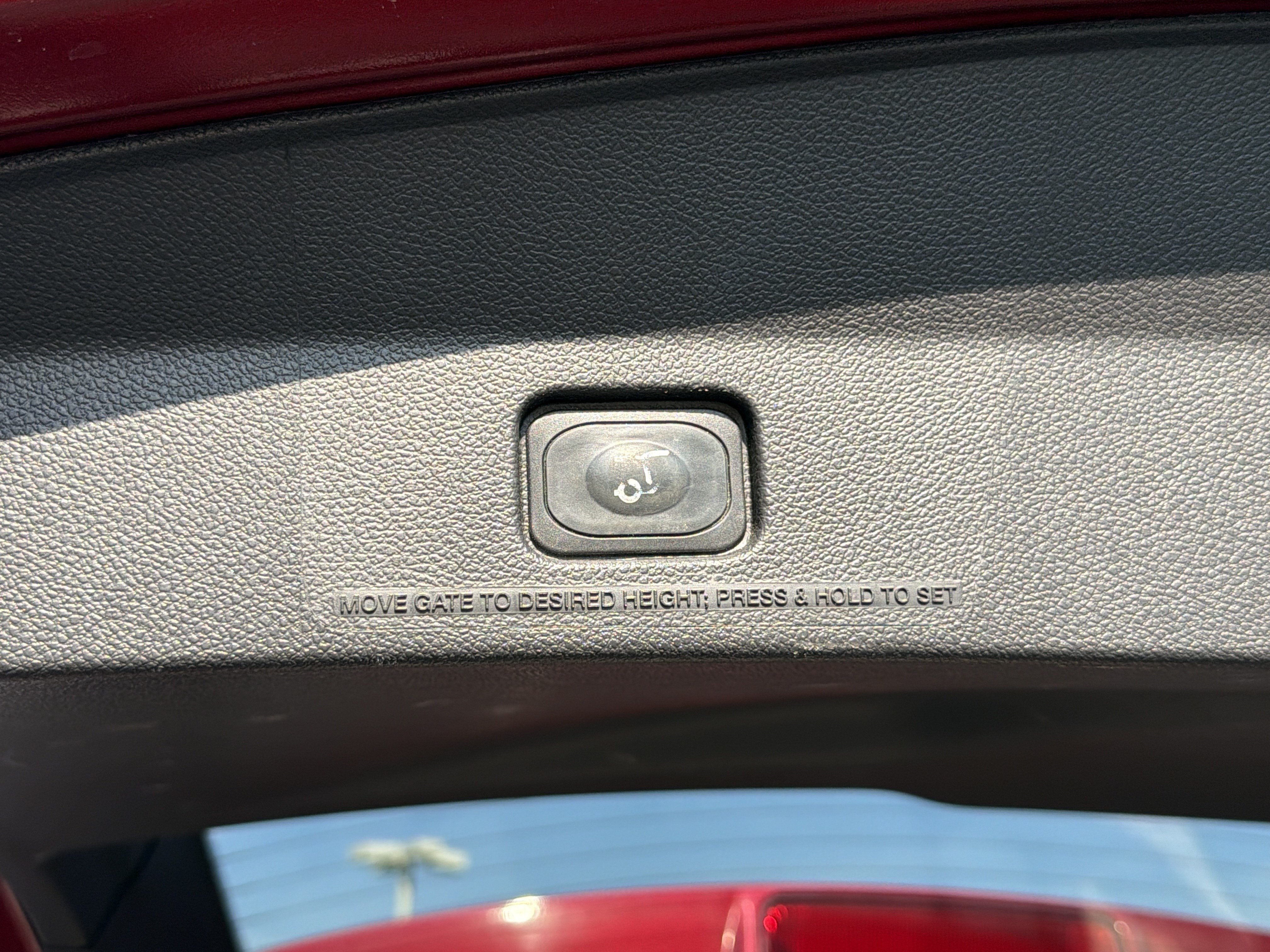 Used 2015 Ford Explorer Limited w/ Equipment Group 301A FWD image 17