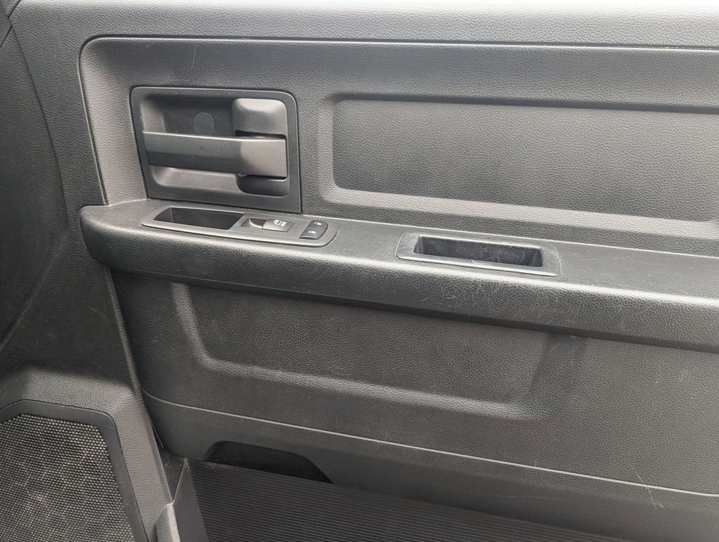 Used 2016 RAM 1500 Express image 24