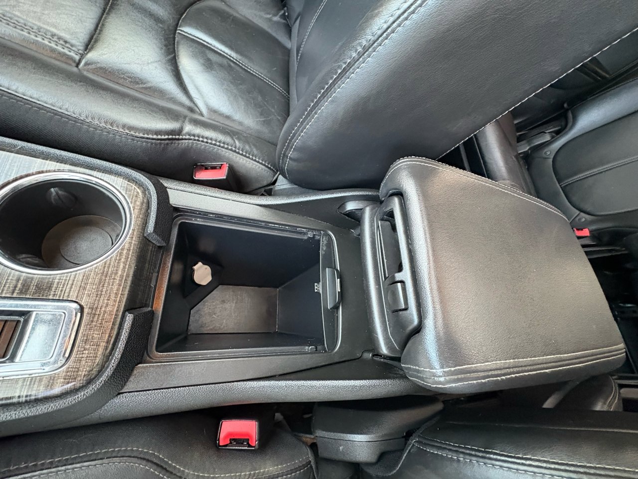 Used 2016 GMC Acadia SLT w/ Open Road Package image 20