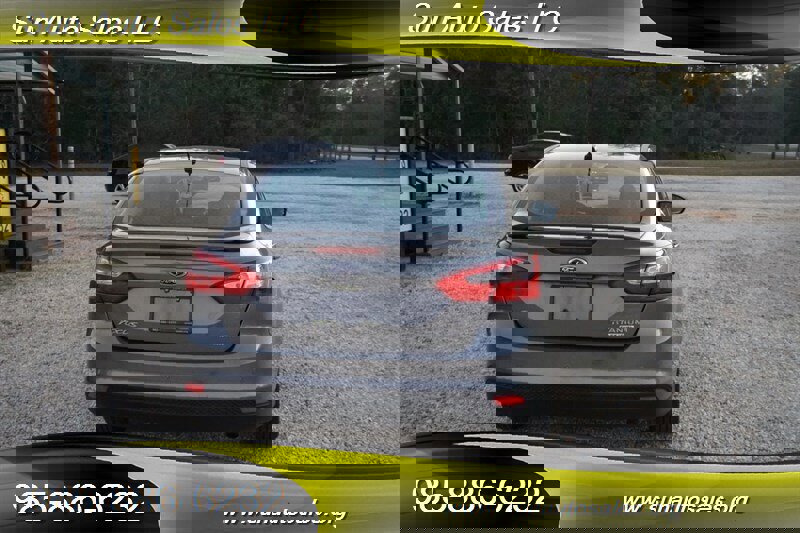 Used 2014 Ford Focus Titanium image 15