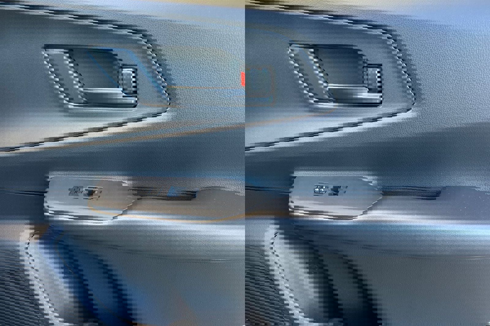 New 2026 Toyota Prius Plug-In Hybrid image 19