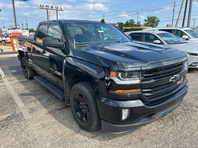 Used 2019 Chevrolet Silverado 1500 LT w/ All Star Edition AWD/4WD image 6